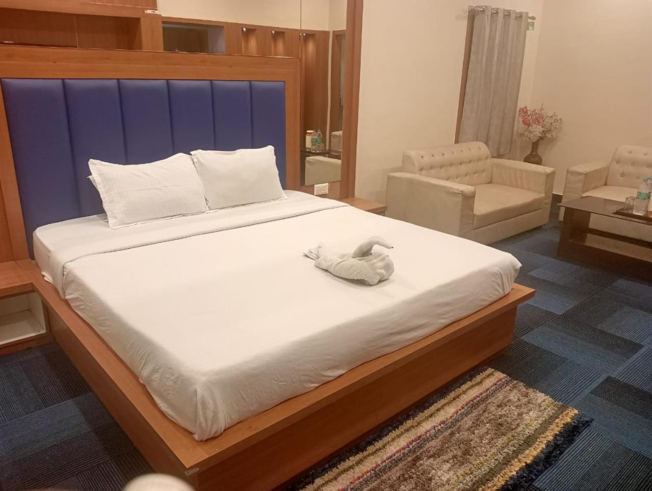 The Prestige Hotel & Convention Panposh Kültér fotó